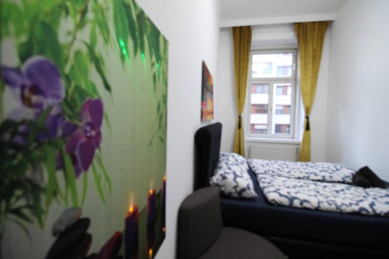 וינה Modern Double Room Js B מראה חיצוני תמונה