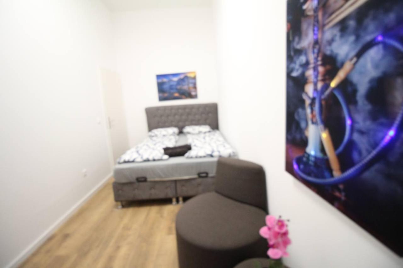וינה Modern Double Room Js B מראה חיצוני תמונה