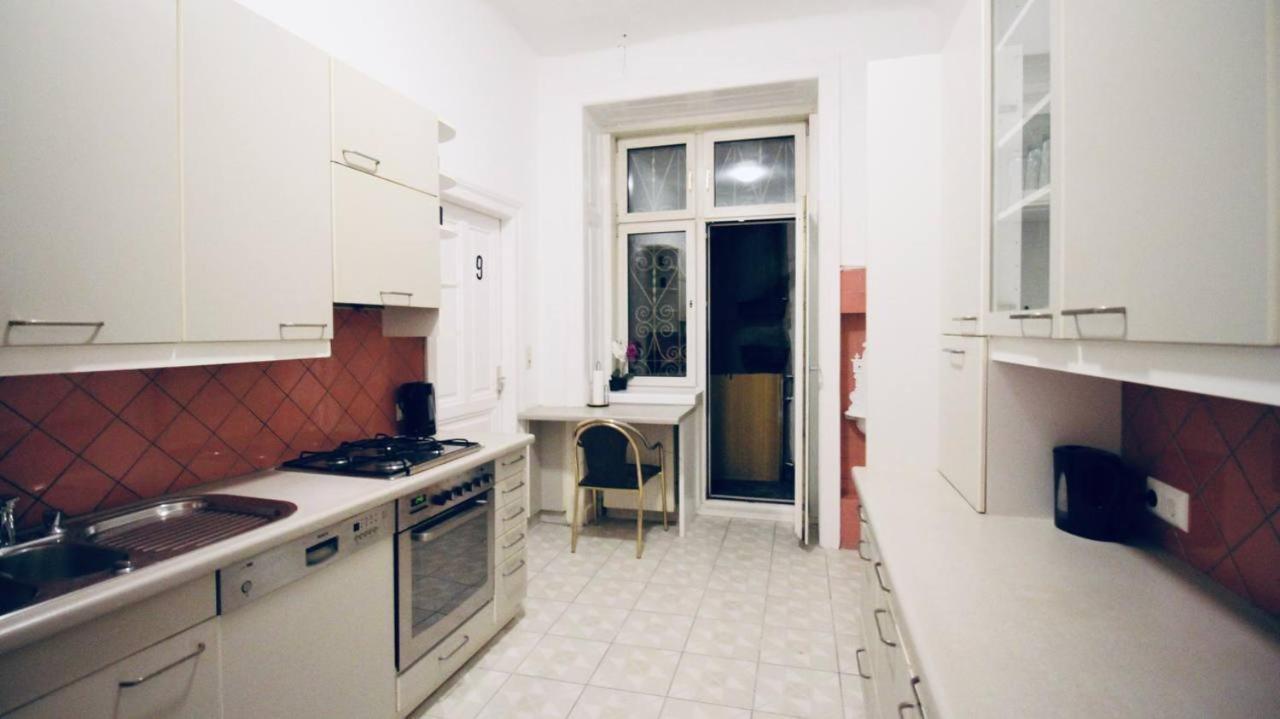 וינה Modern Double Room Js B מראה חיצוני תמונה