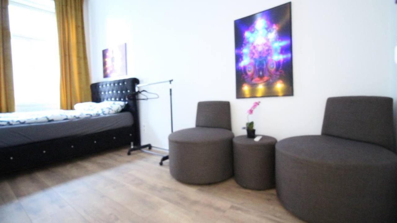 וינה Modern Double Room Js B מראה חיצוני תמונה