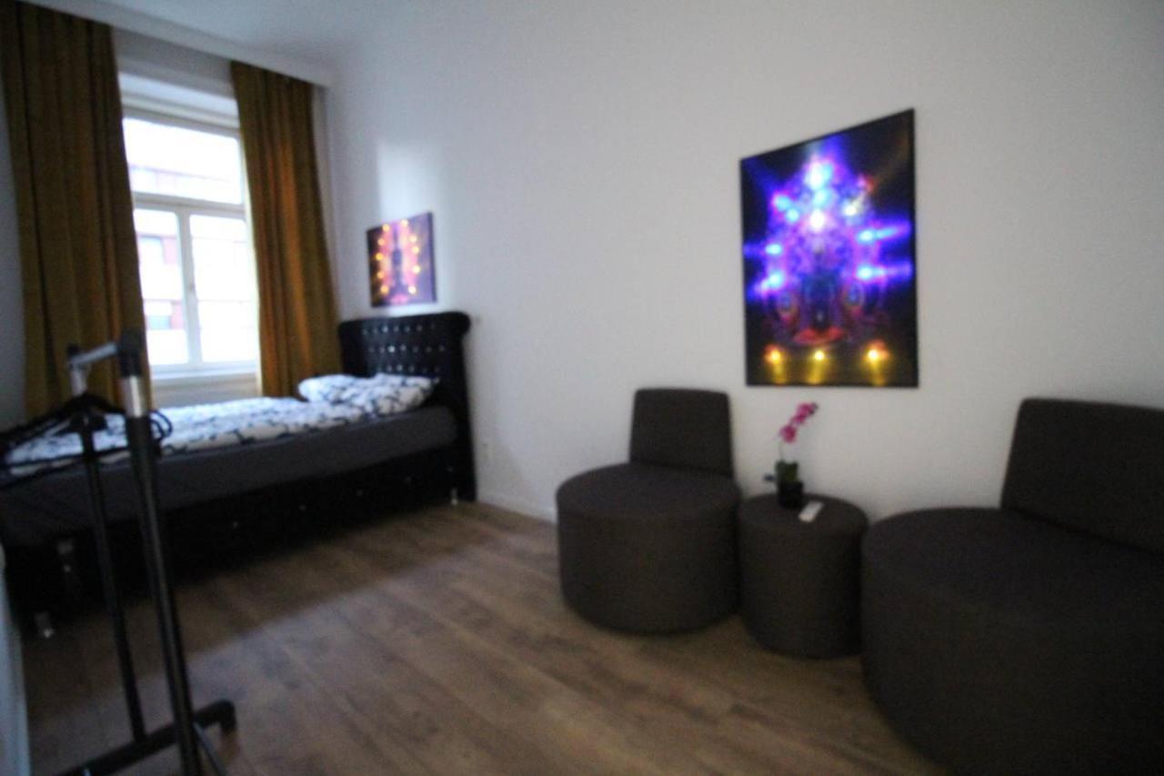 וינה Modern Double Room Js B מראה חיצוני תמונה