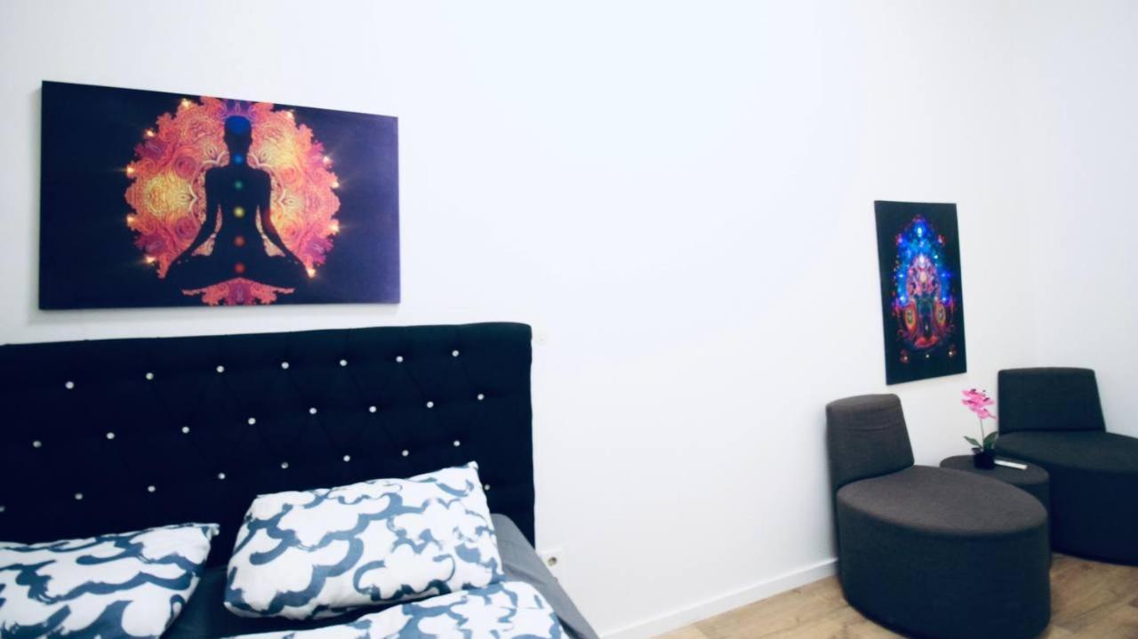 וינה Modern Double Room Js B מראה חיצוני תמונה